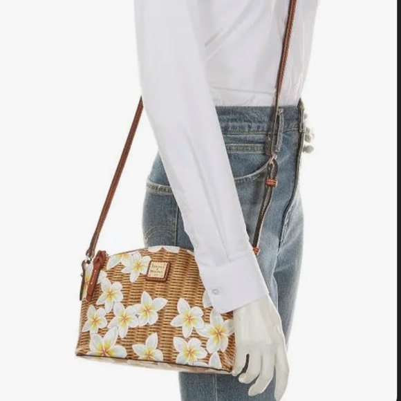 NWT Dooney & Bourke Plumeria Suki Crossbody Bag $228 - Picture 9 of 9